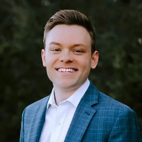 Hunter Stevens headshot